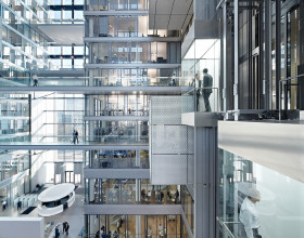 Cube 2 2011 386 247 328 v2