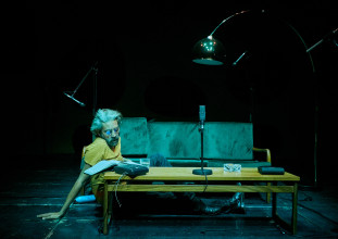 Duet No5 ActOfReading 0170+1